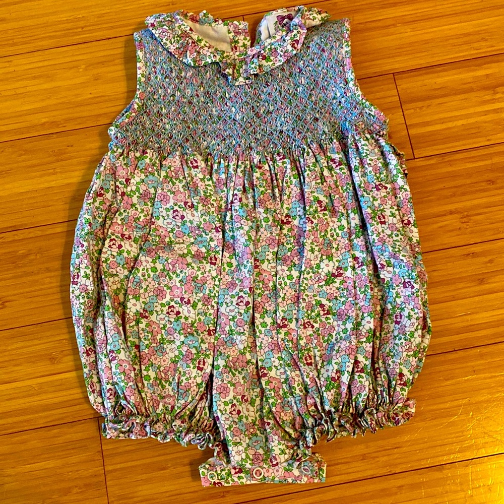 Boutique. Smocked bubble. Floral print. Size 3